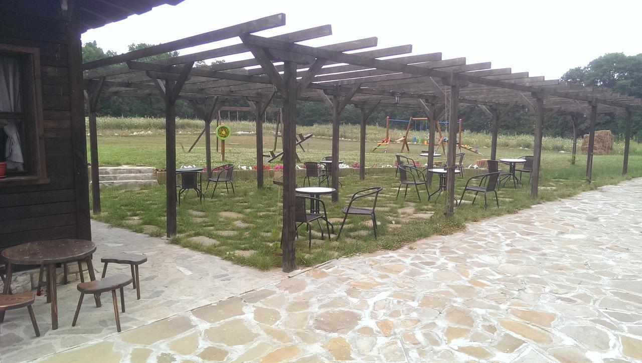 Ethnocomplex Krivini Ξενοδοχείο Εξωτερικό φωτογραφία