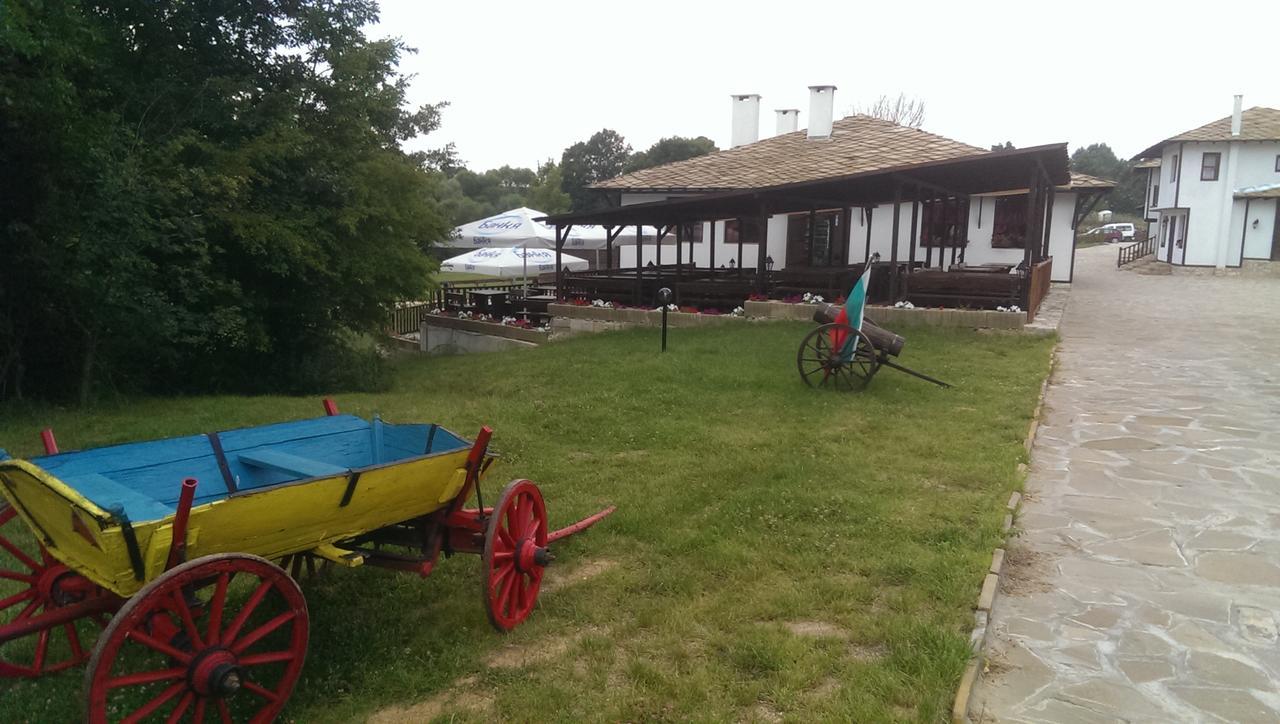 Ethnocomplex Krivini Ξενοδοχείο Εξωτερικό φωτογραφία