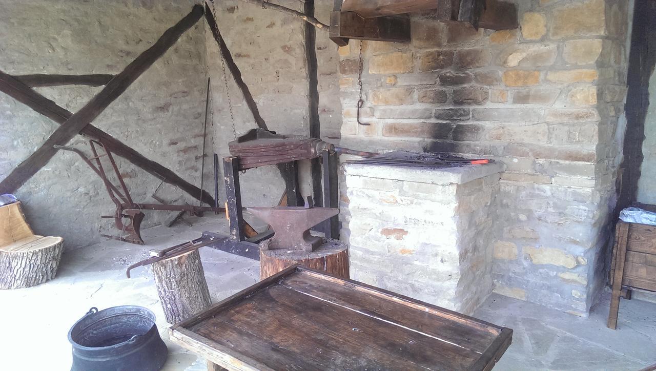 Ethnocomplex Krivini Ξενοδοχείο Εξωτερικό φωτογραφία
